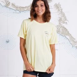 Salty Crew Womens Ahi Mount Banana Boyfriend Tee