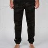 Salty Crew Mens Slowroll Camo Sweatpant