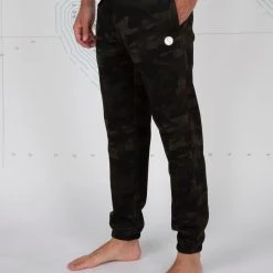 Salty Crew Mens Slowroll Camo Sweatpant