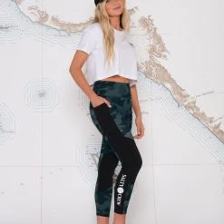 Salty Crew Jade Camo Signature Legging