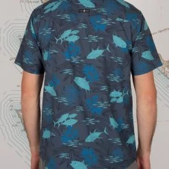 Salty Crew Pinnacle Charcoal S/S UV Woven